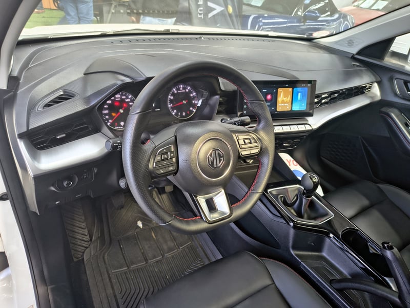 MG GT 1.5 COM MT 2025 - Imagen 12 de 20