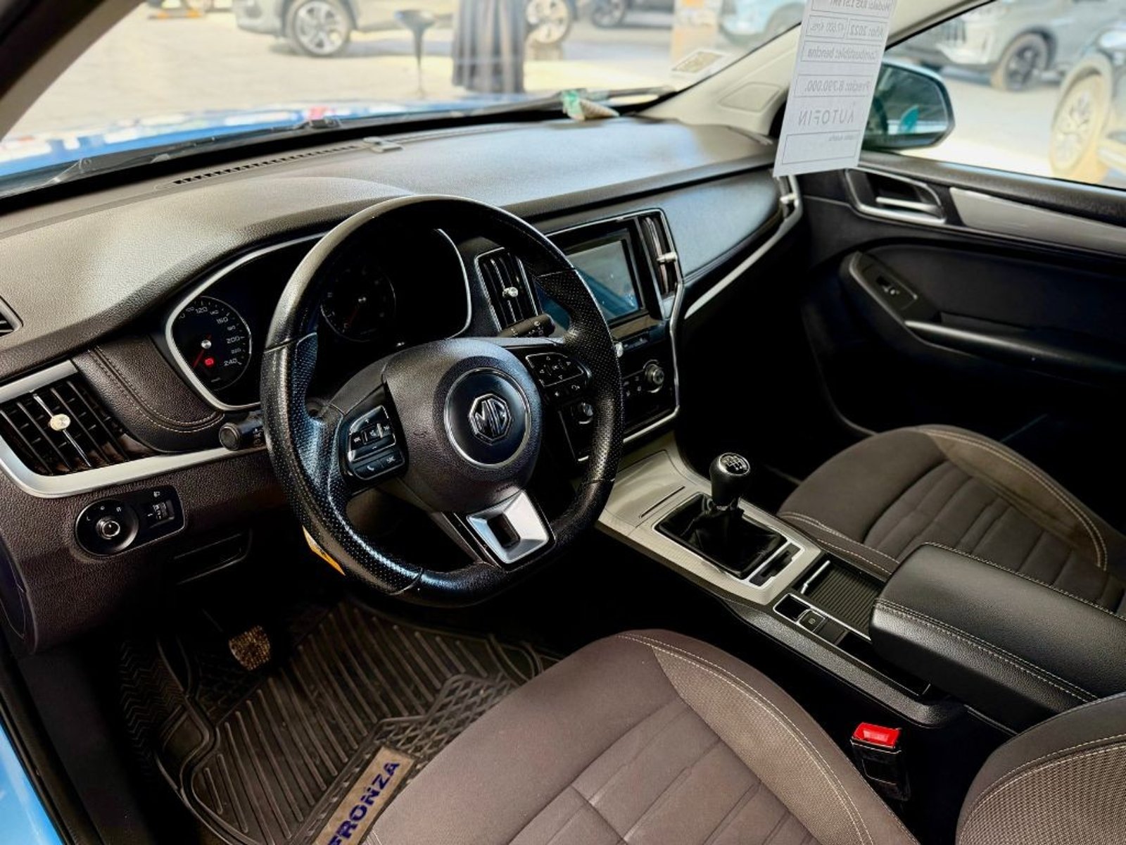MG RX5 RX5 MT6 2022 - Imagen 9 de 15
