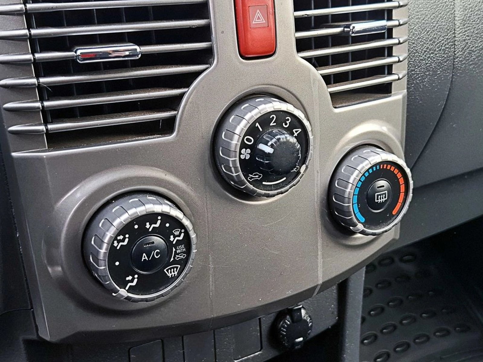 DAIHATSU TERIOS 1.5 MT 2016 - Imagen 14 de 15