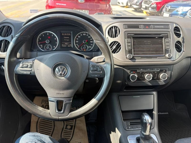 Volkswagen TIGUAN 2.0 TREND FUN TSI PLUS AT 4X4 2015 - Imagen 6 de 9