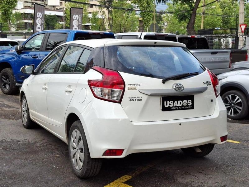 Toyota YARIS 1.5 2016 - Imagen 6 de 20