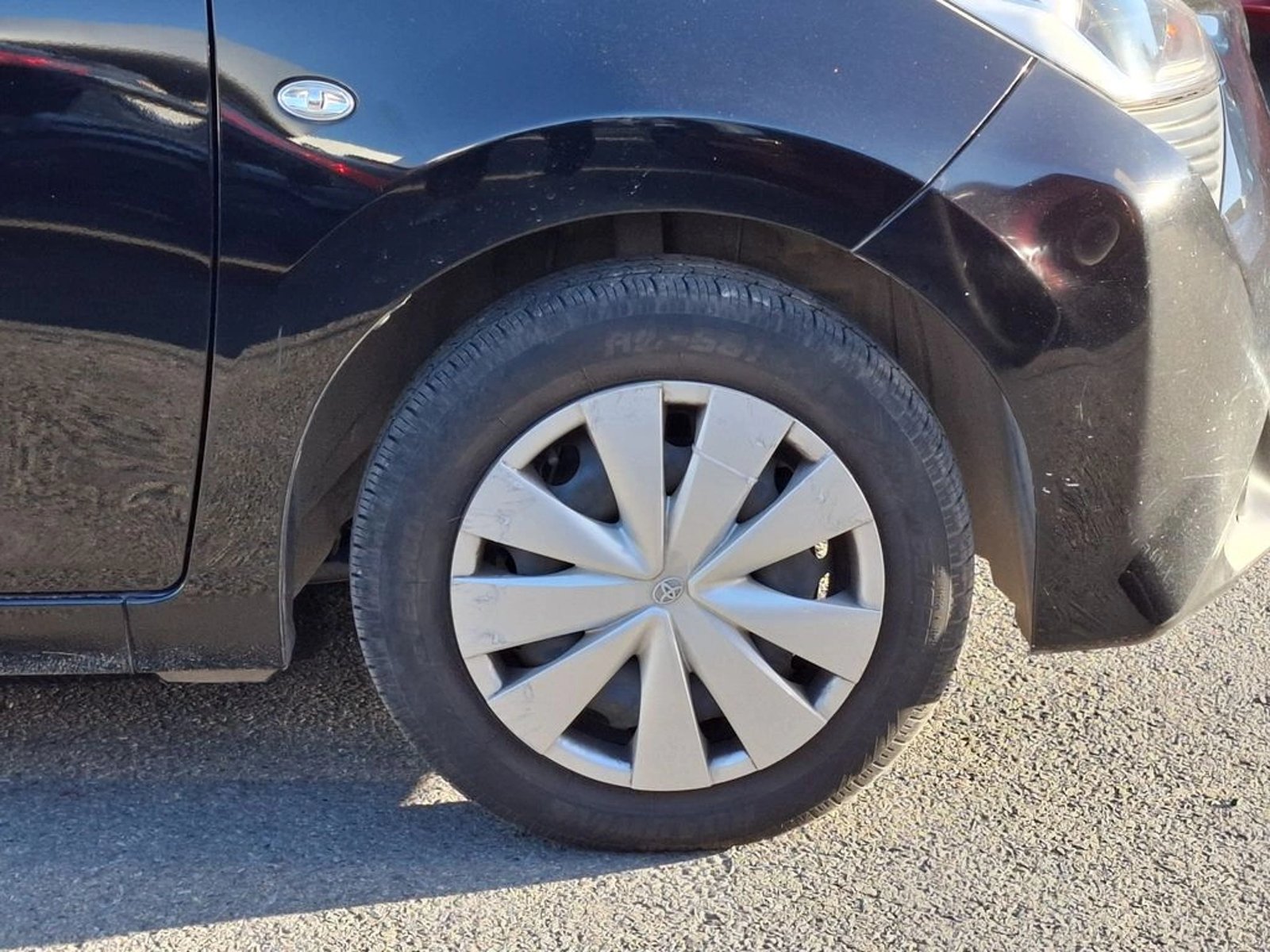 Toyota AYGO GLX 1.0 2019 - Foto 4 de 17