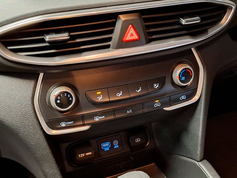 Hyundai SANTA FE 2.4 PLUS 2021 - Imagen 17 de 20