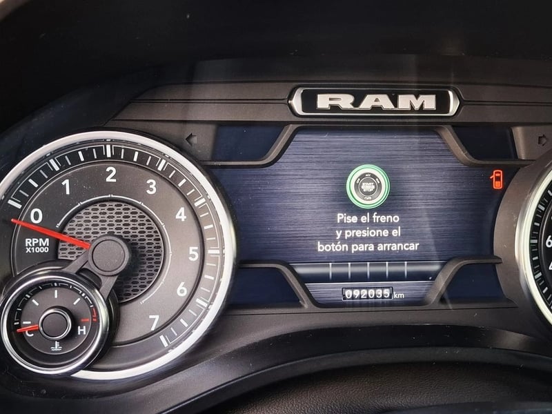 RAM 1500 3.6 CREW CAB BIG HORN E-TORQUE AT 4X4 HIBRIDO 2024 - Imagen 17 de 20