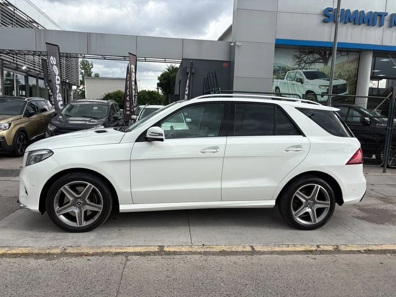 Mercedes-Benz GLE 400 3.0 4MATIC SPORT 4WD AT 5P 2019 - Imagen 3 de 15