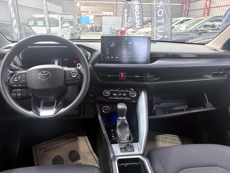 Toyota YARIS CROSS 1.5 XG AT 2024 - Imagen 9 de 13