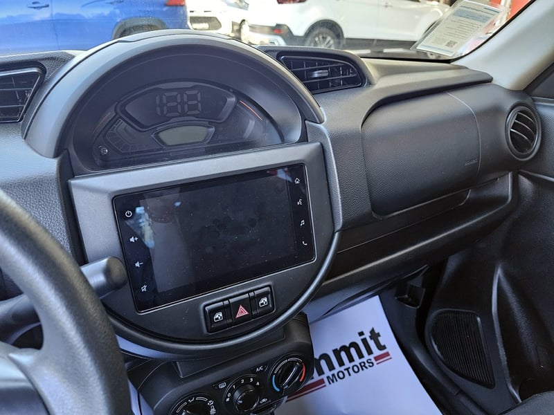 Suzuki S-PRESSO 1.0 GLX 2024 - Imagen 16 de 20