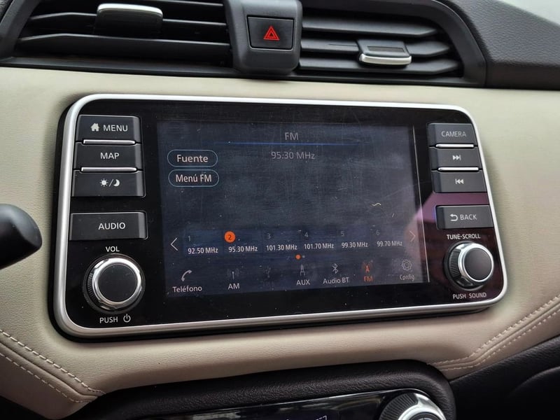 Nissan VERSA 1.6 EXCLUSIVE CVT 2022 - Imagen 19 de 20