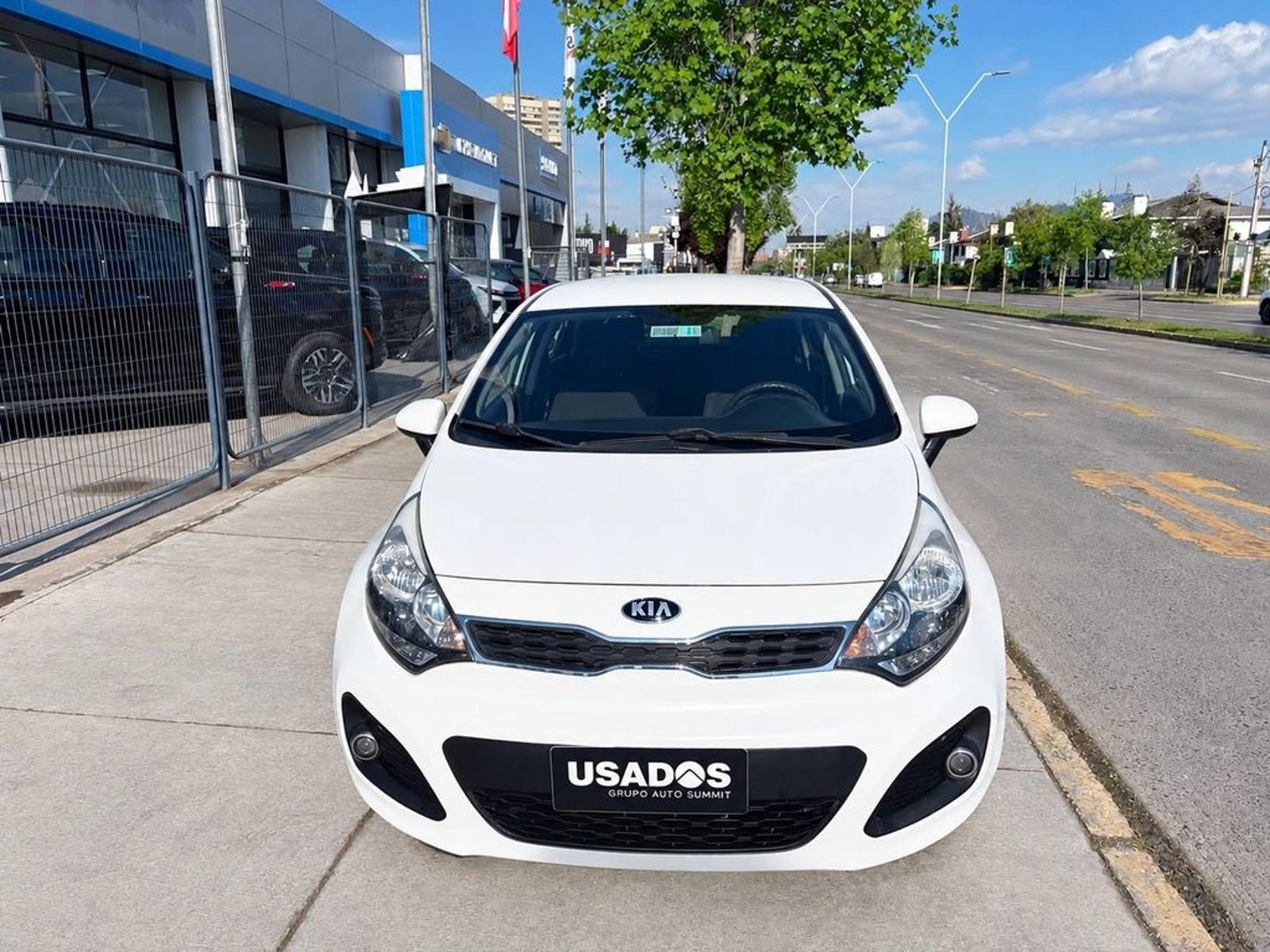Kia Rio 5 1.4 Ex 2014