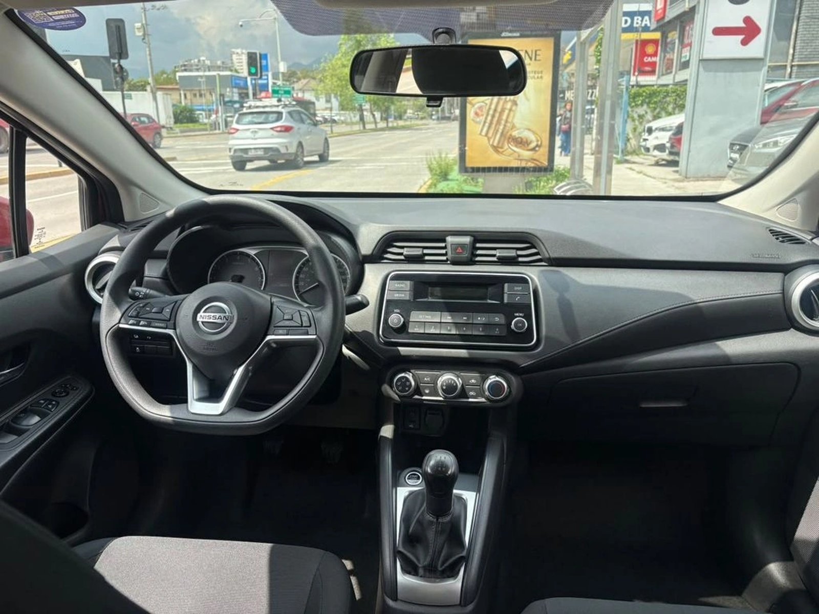 Nissan VERSA MT 1.6 2021 - Foto 5 de 11