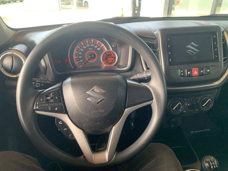 Suzuki CELERIO 1.0 G GLX AA BT SPORT 5P MT 2023 - Imagen 7 de 9