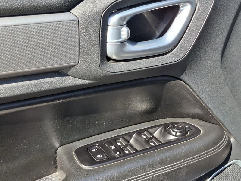 RAM RAMPAGE BIGHORN 2.0 DC AT 4X4 DIESEL 2025 - Imagen 12 de 19