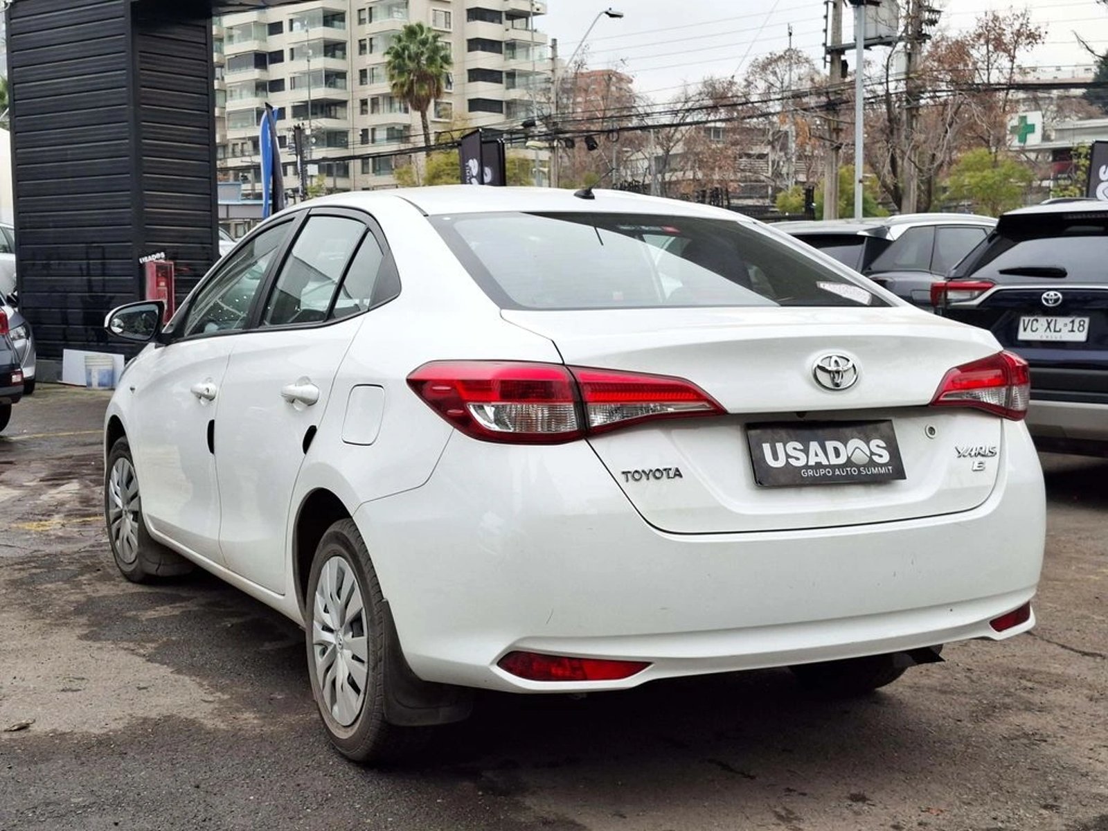 Toyota YARIS SEDAN 1.5 2022 - Imagen 10 de 20
