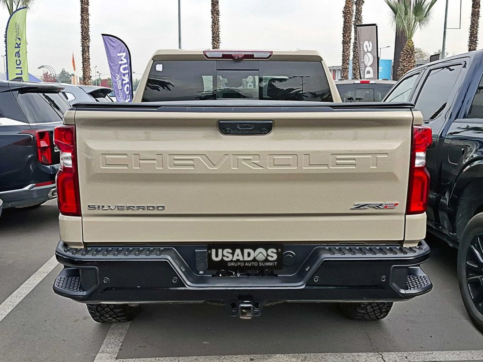 CHEVROLET SILVERADO ZR2 6.2 4X4 AT 2023 - Imagen 7 de 20
