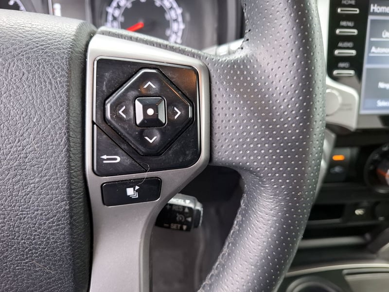 Toyota 4RUNNER AT 4.0 4X2 S 2024 - Imagen 16 de 20