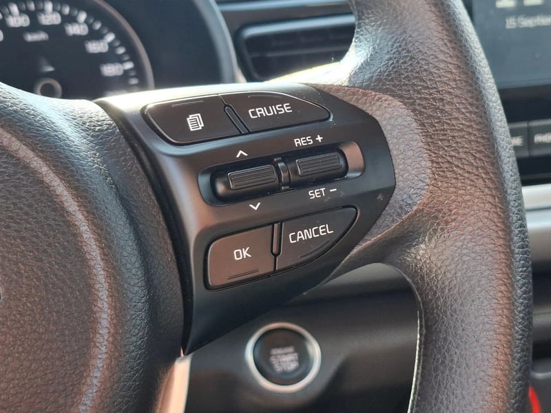 Kia RIO 4 1.4 EX FULL AT 2022 - Imagen 16 de 19