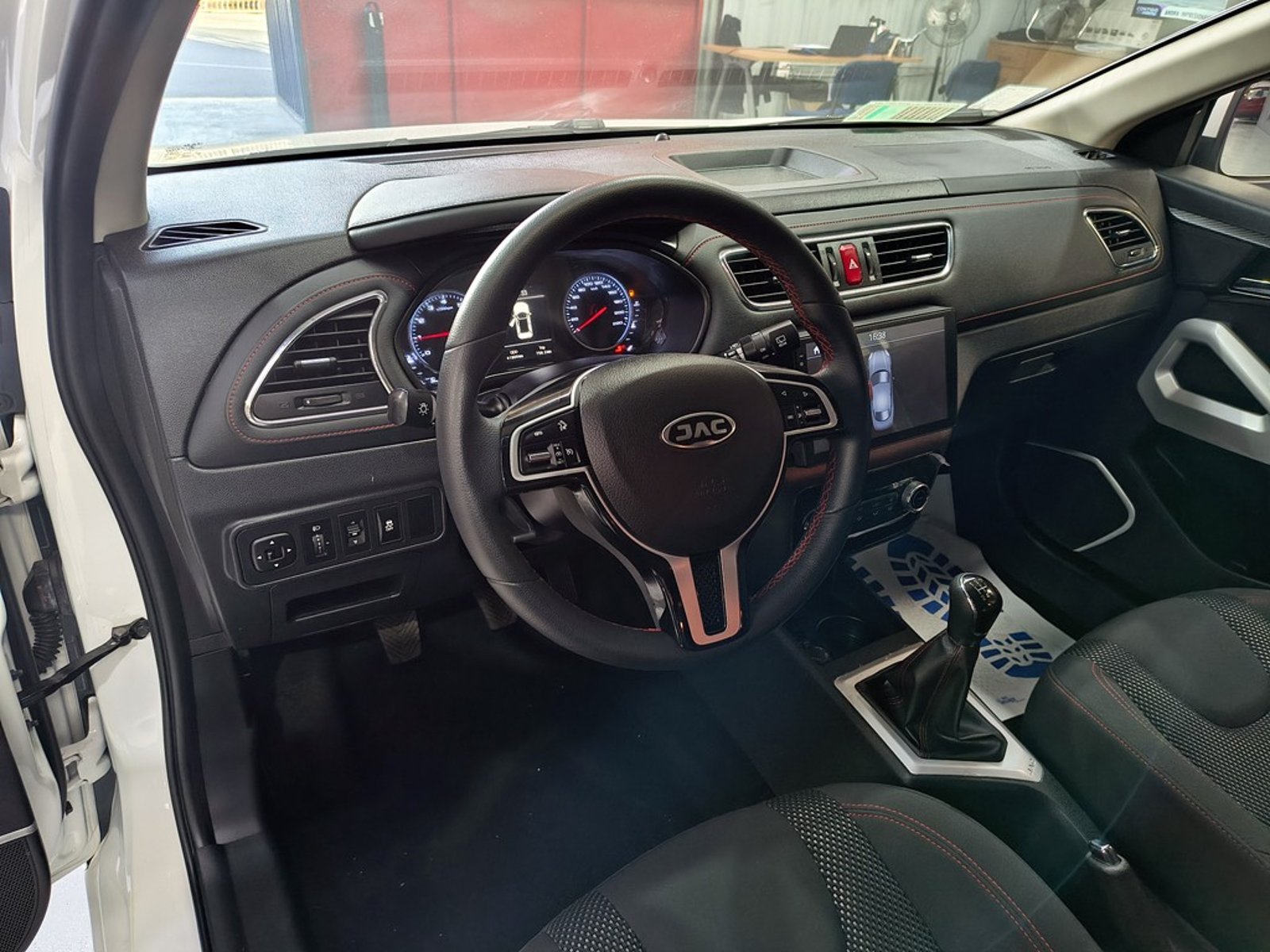 JAC JS2 HB 1.5 2022 - Imagen 11 de 20