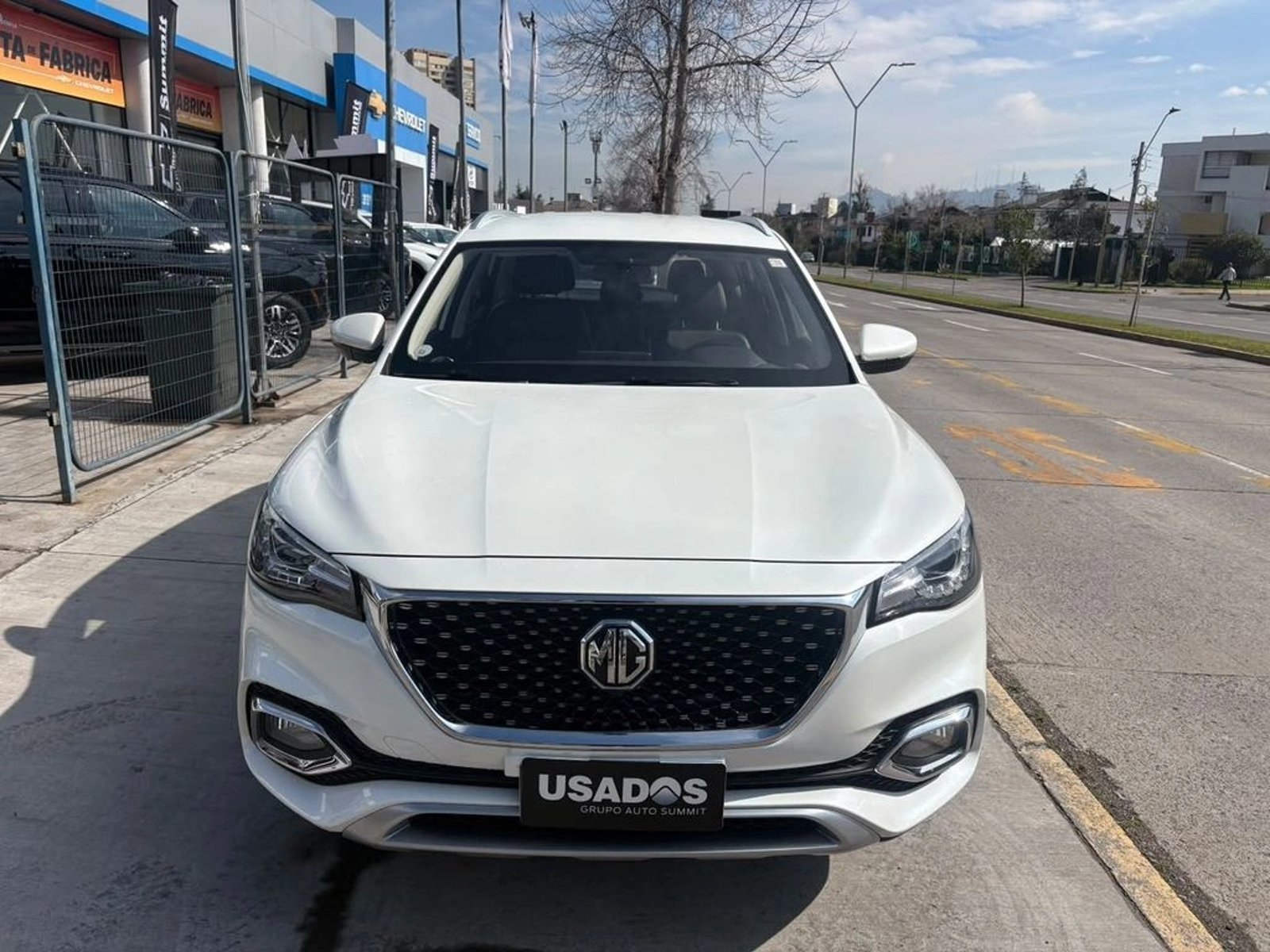 MG HS 1.5T COMFORT 2WD MT 5P 2023 - Foto 3 de 11