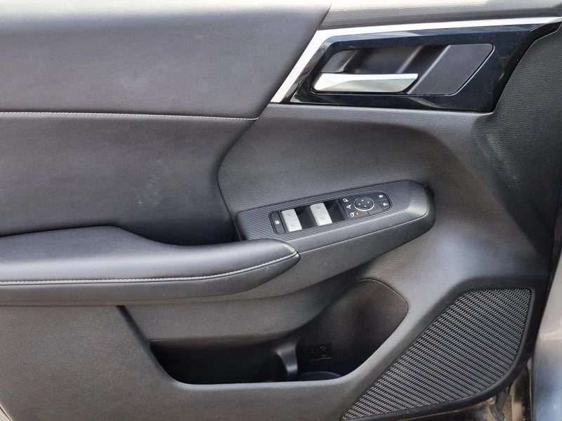 Mitsubishi OUTLANDER 2.5 2022 - Imagen 11 de 20