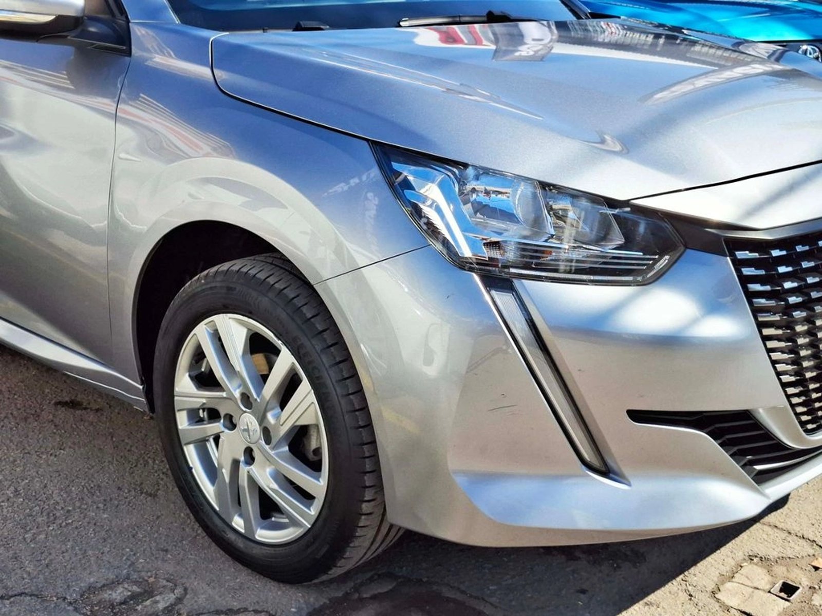 Peugeot 208 1.2 PURETECH STYLE MT 2023 - Imagen 6 de 20