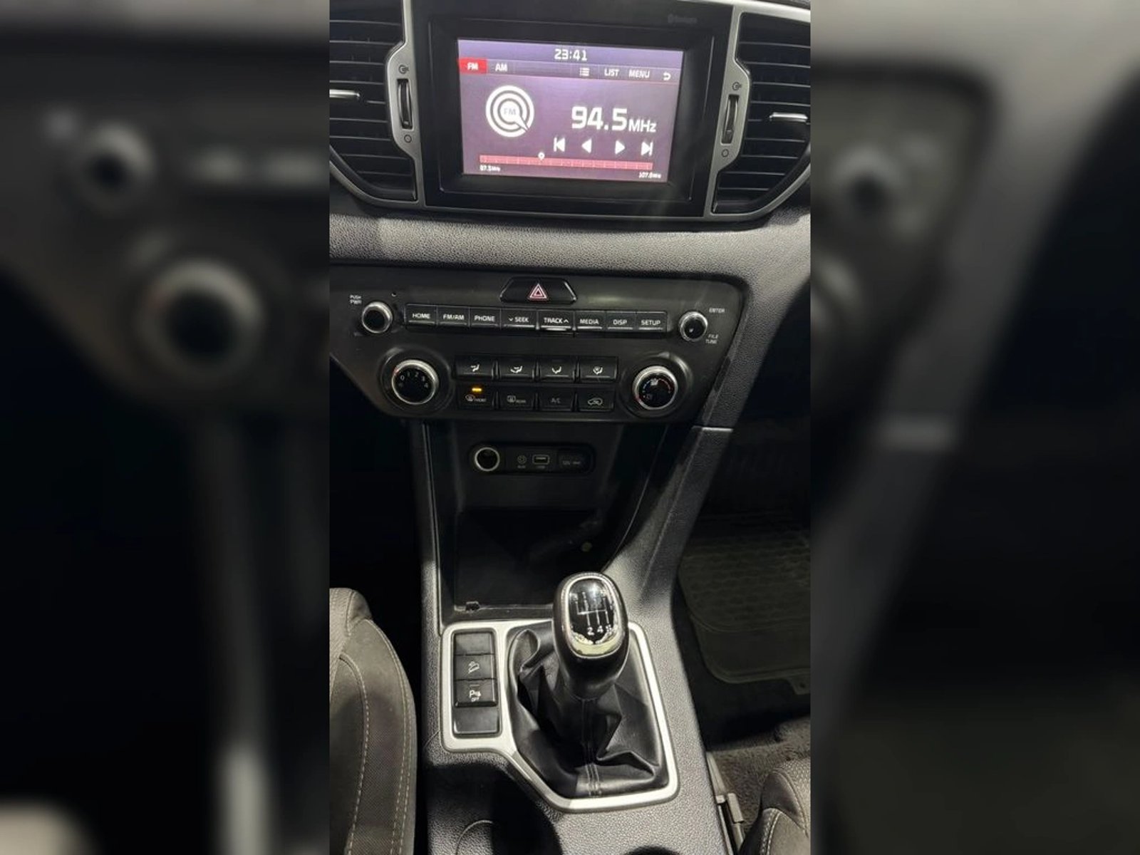 Kia SPORTAGE SPORTAGE LX MT6 2018 - Imagen 10 de 12