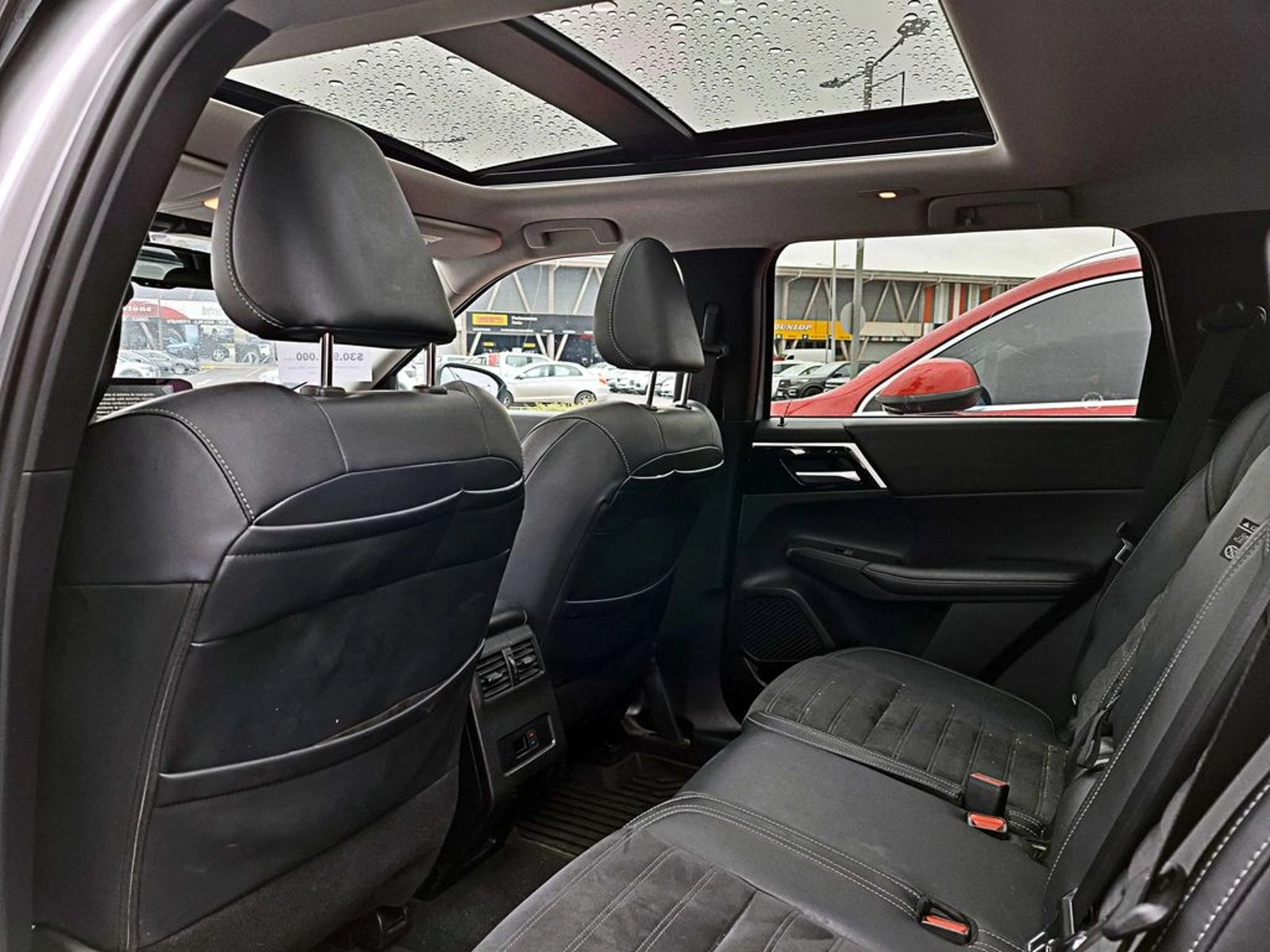 Mitsubishi OUTLANDER 2.5 GLS AT 4X4 2025 - Imagen 12 de 20