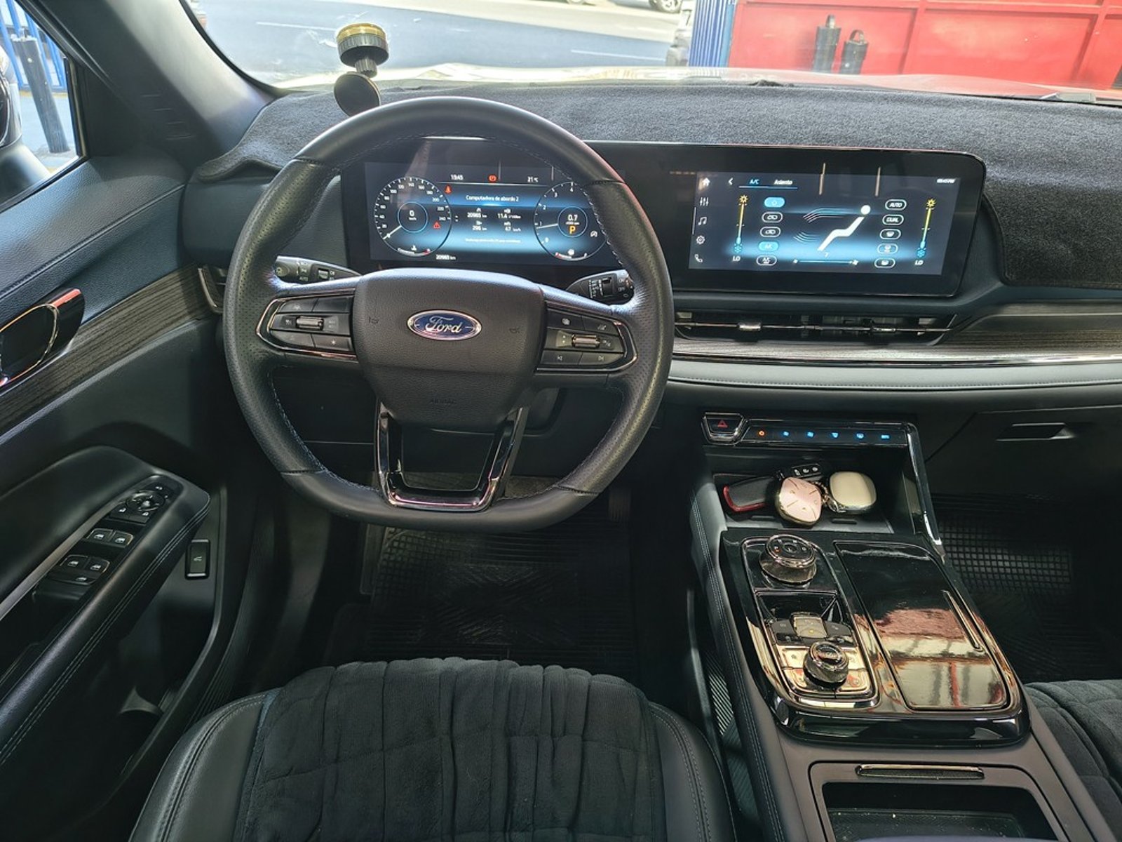 Ford TERRITORY 1.5 TITANIUM 2024 - Imagen 14 de 20
