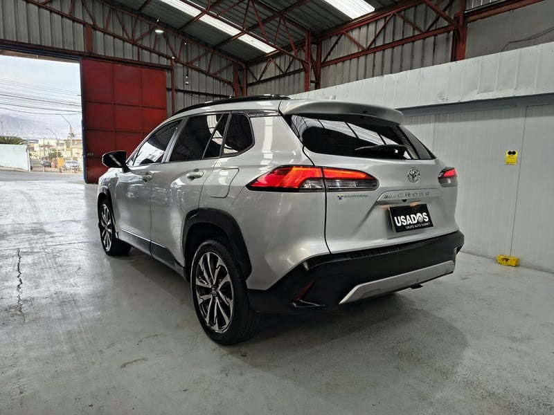 Toyota COROLLA CROSS 2.0 SG AT 2023 - Imagen 6 de 20