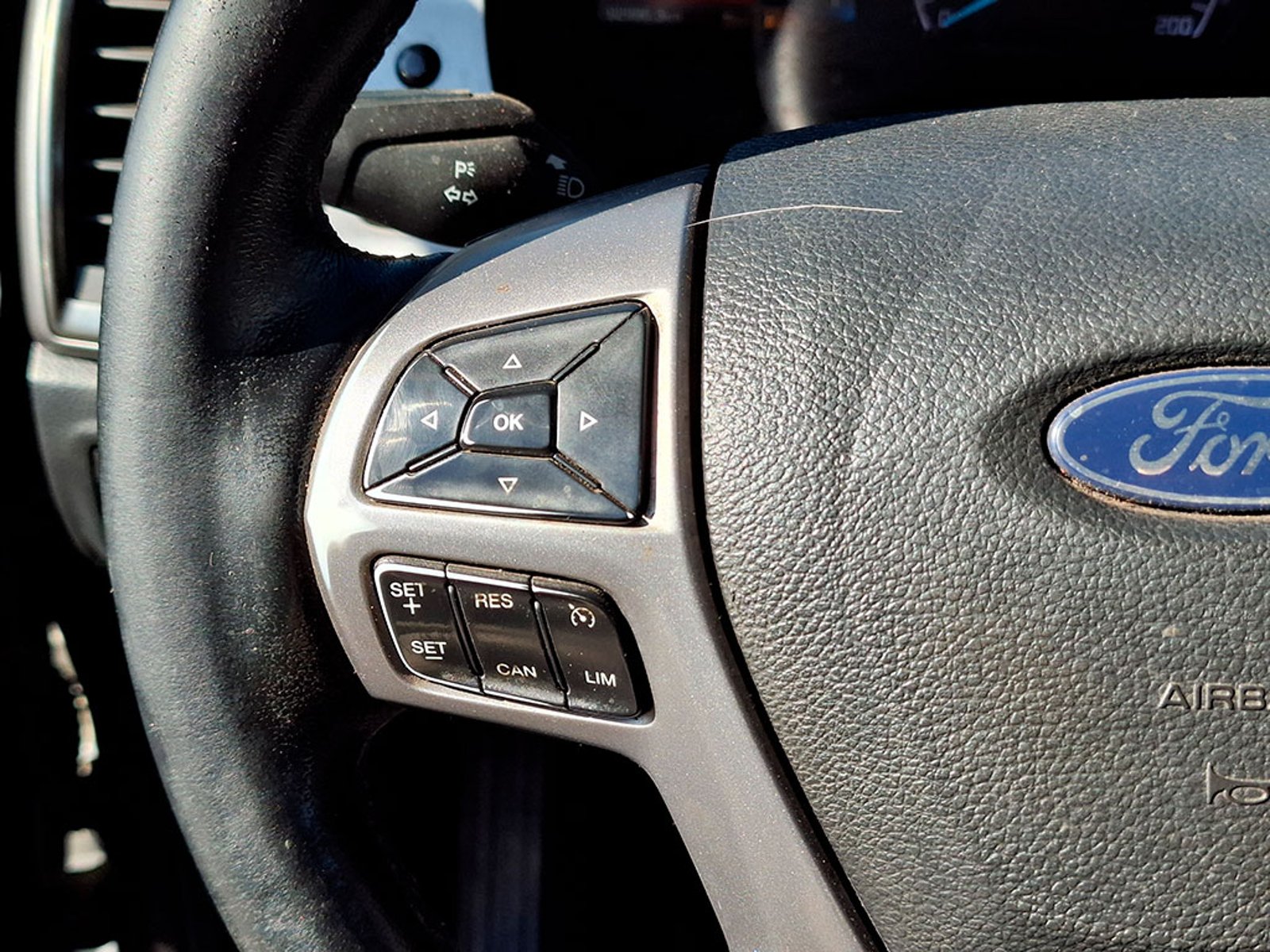 Ford RANGER XLT 3.2 4X4 MT 2022 - Imagen 12 de 20