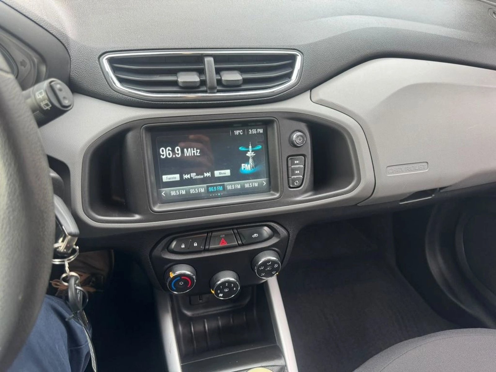 CHEVROLET ONIX 1.4 LT 4X2 HB MT 5P 2020 - Imagen 10 de 12