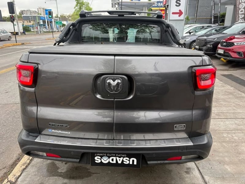 RAM 1000 2.0 REBEL DIESEL 4X4 DOB. CAB. AT 4P 2023 - Imagen 4 de 8