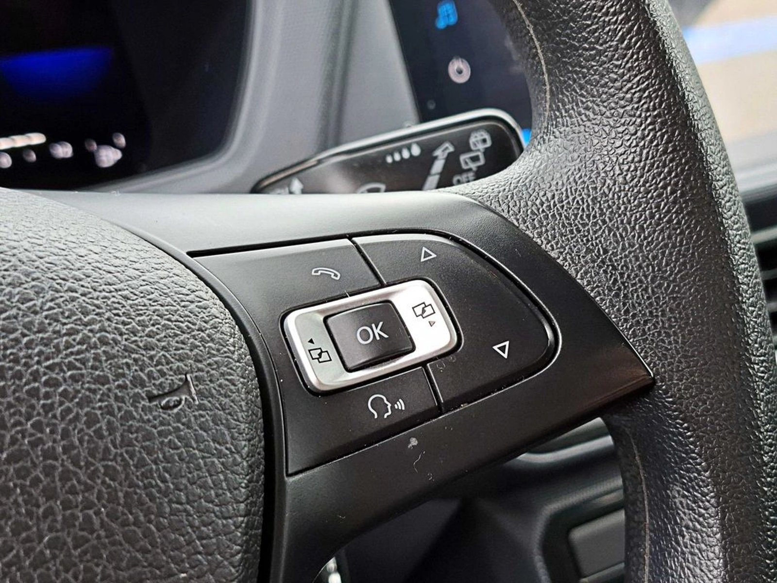 Volkswagen T-CROSS 1.0 TRENDLINE MT 2023 - Imagen 18 de 20