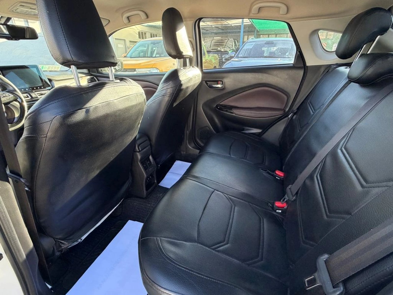 SUZUKI FRONX 1.5 GLX HYBRID 4X2 AT 5P 2025 - Imagen 20 de 20