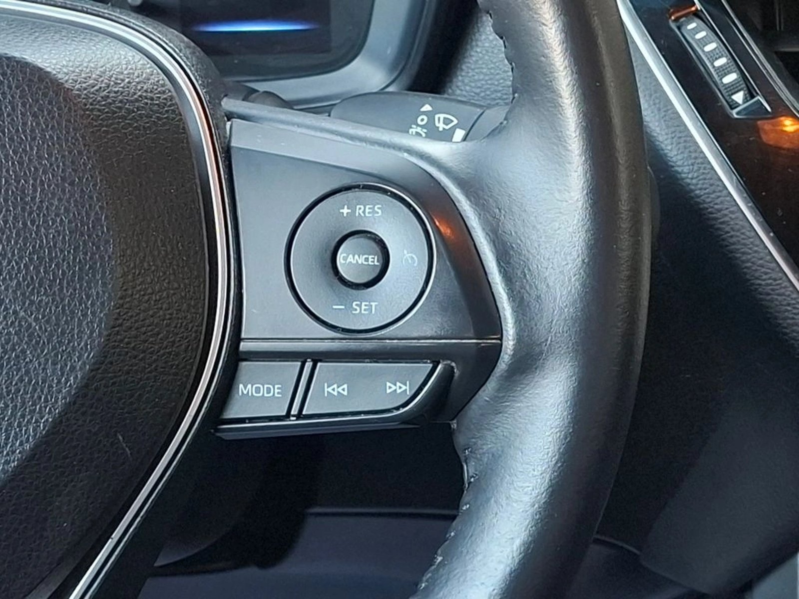 Toyota COROLLA CROSS HYBRID 1.5 MT 2023 - Imagen 16 de 20