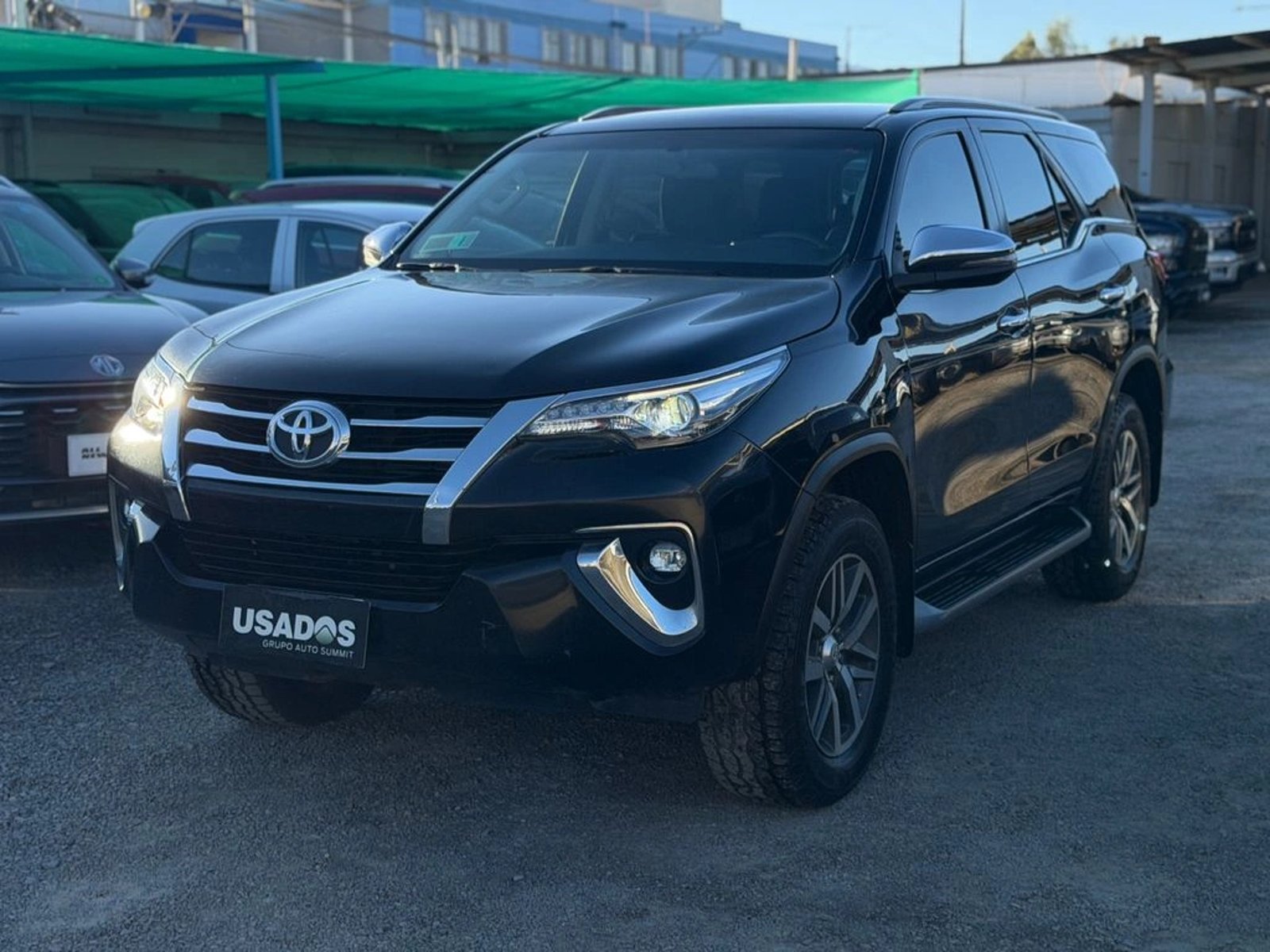 Toyota FORTUNER FORTUNER SRX 2018 - Foto 2 de 11