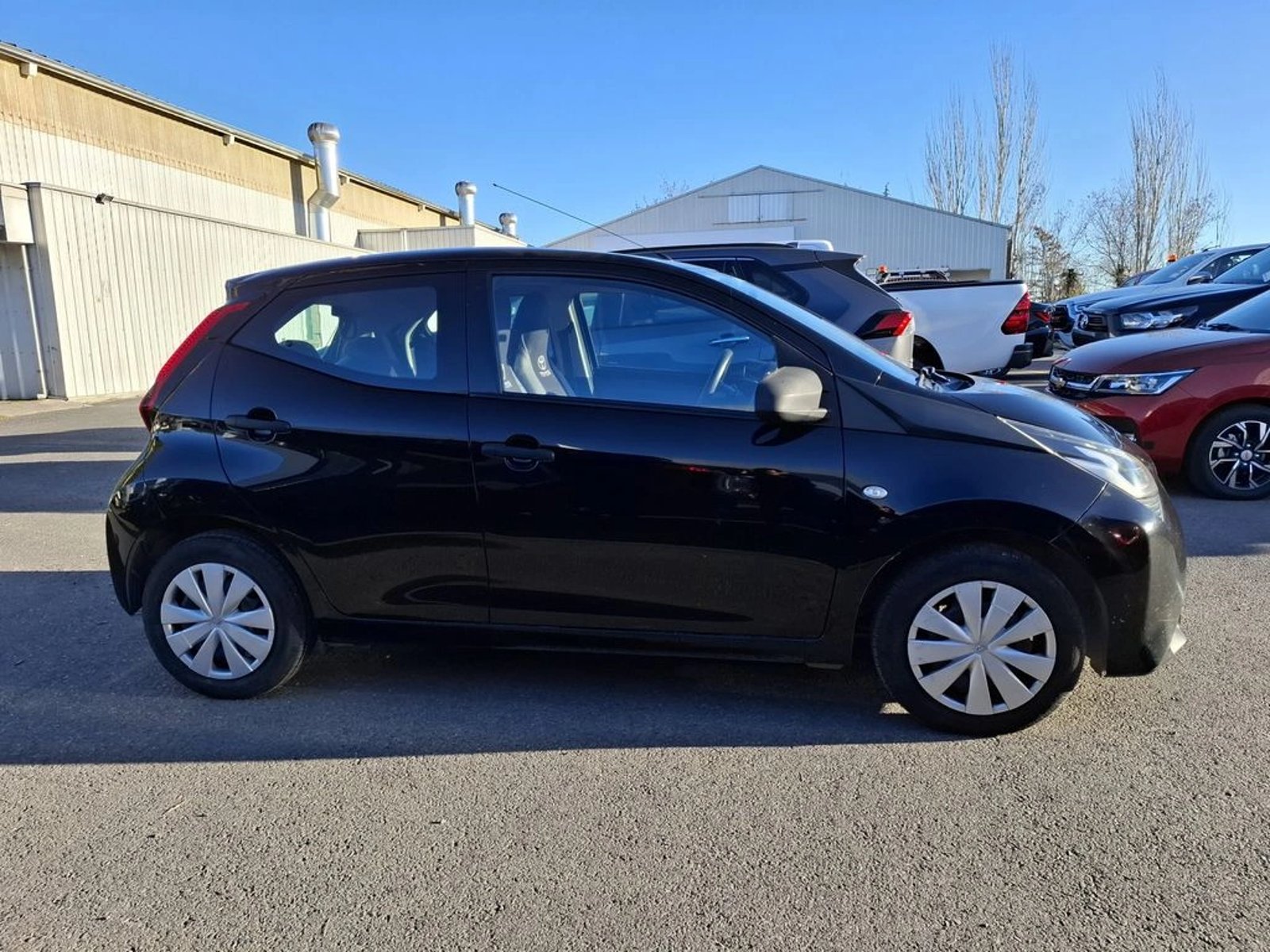 Toyota AYGO GLX 1.0 2019 - Foto 5 de 17