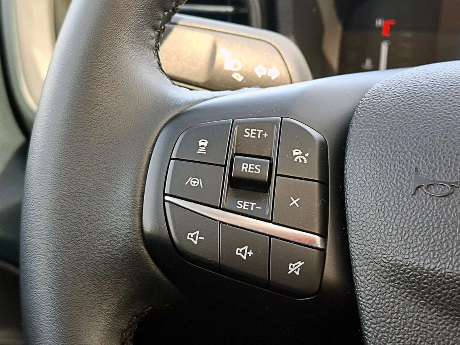 Ford MAVERICK LARIAT BLACK AT 4X4 2026 - Imagen 14 de 19