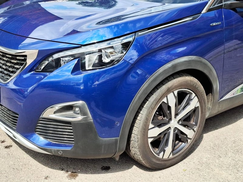 Peugeot 3008 1.5 GT-LINE BLUEHDI 4X2 130 EAT8 5P 2020 - Imagen 4 de 20