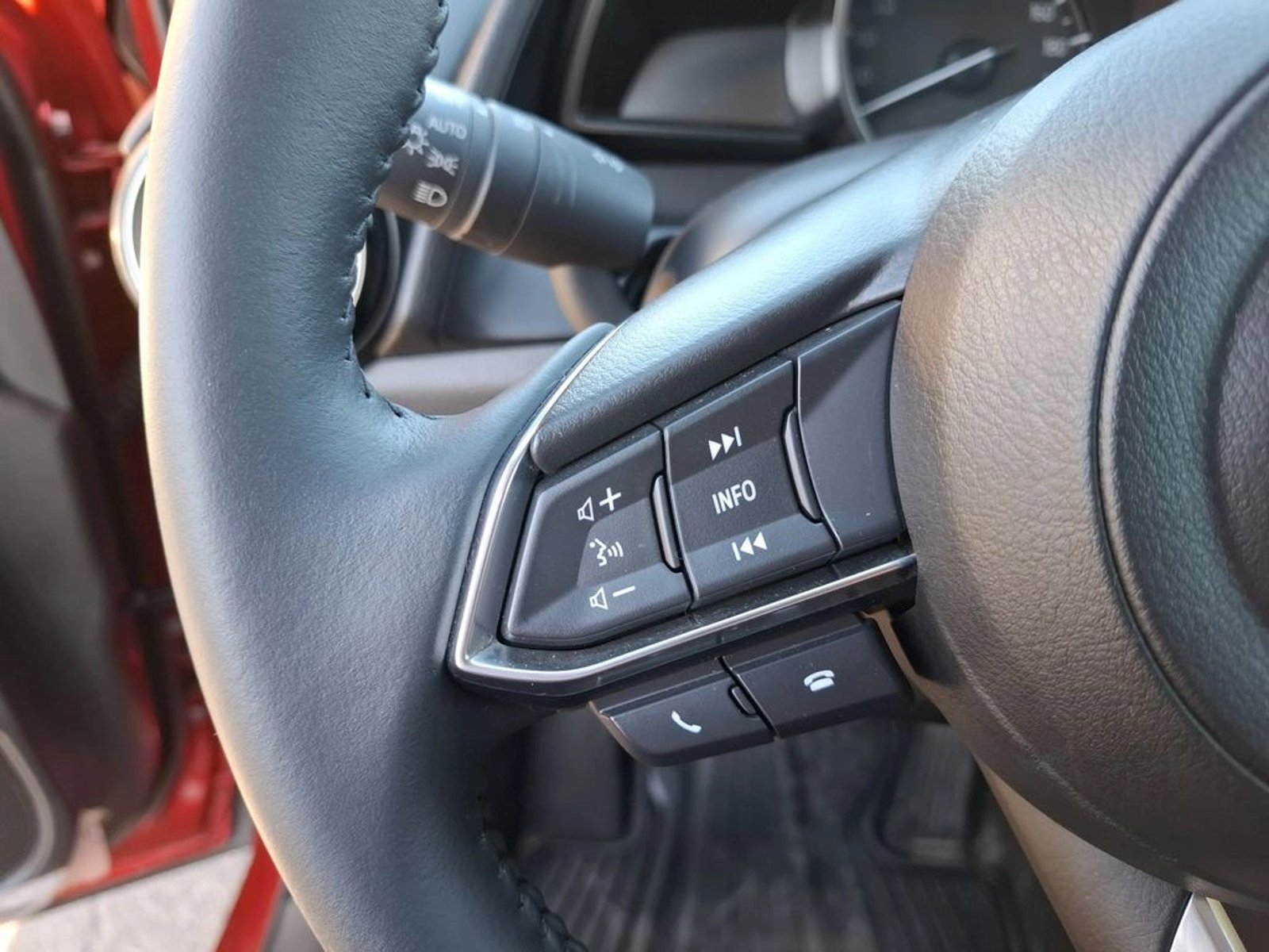 Mazda CX-3 2.0 CORE MT 2025 - Imagen 15 de 20