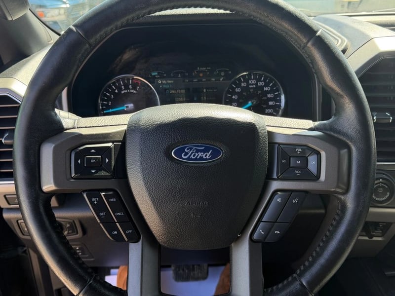Ford EXPEDITION XLT 2019 - Imagen 9 de 16