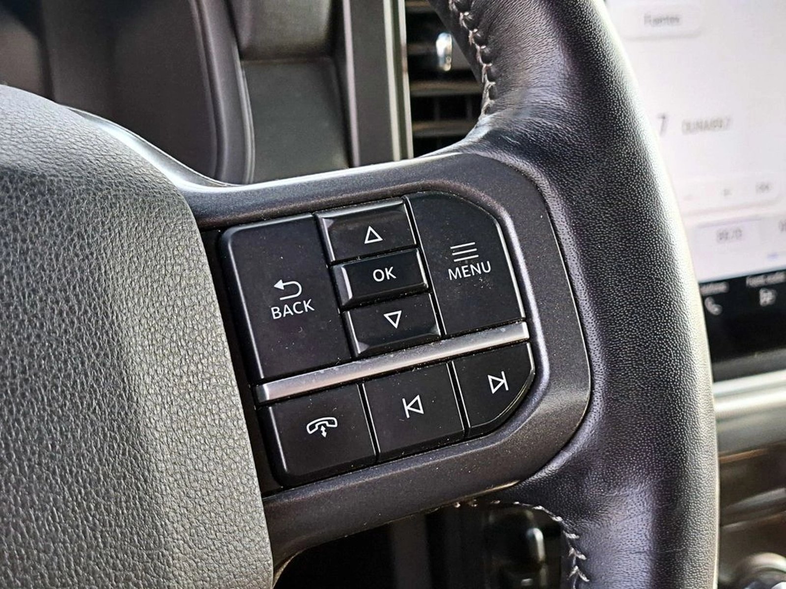 FORD F-150 LARIAT SPORT 4X4 AUT 2025 - Imagen 18 de 20