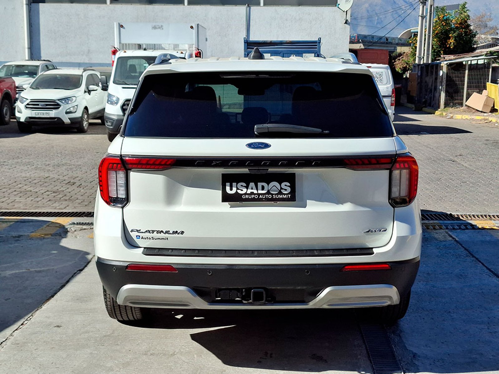 FORD EXPLORER 2.3 ECOBOOST PLATINUM 4WD 2025 - Imagen 6 de 20