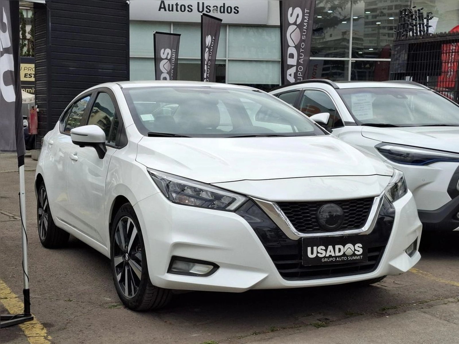 Nissan VERSA 1.6 EXCLUSIVE CVT 2022 - Foto 3 de 20