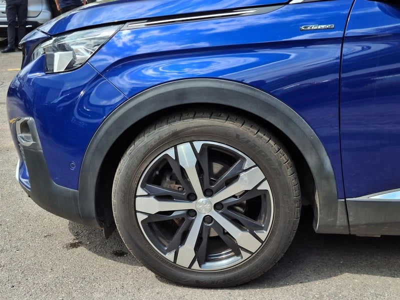 Peugeot 3008 1.5 GT-LINE BLUEHDI 4X2 130 EAT8 5P 2020 - Imagen 6 de 20