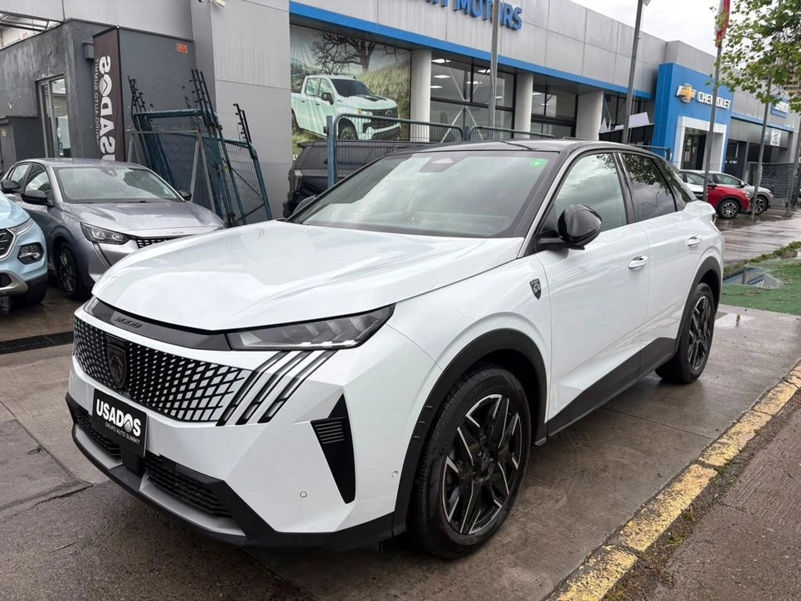 Peugeot 3008 GT 1.2 AUT 2025 - Foto 2 de 12
