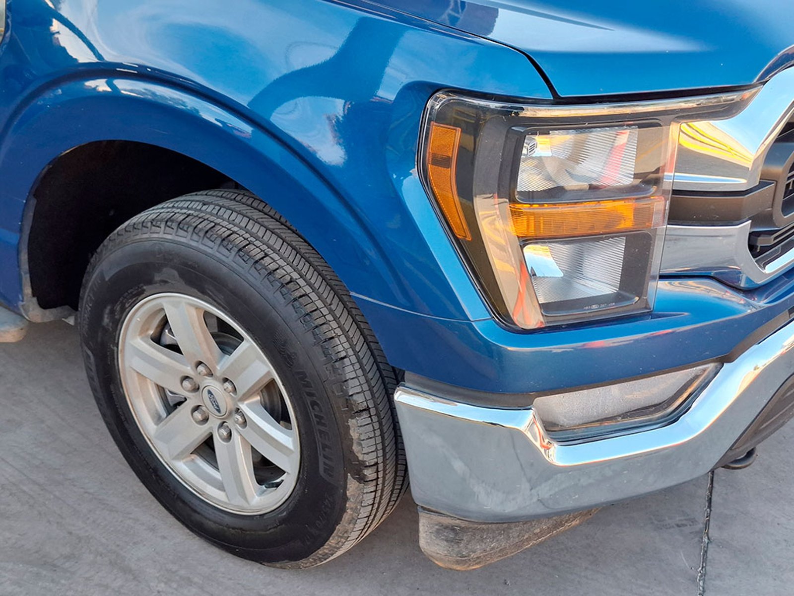 Ford F-150 XLT 3.3 AUT 4X2 2024 - Imagen 8 de 20