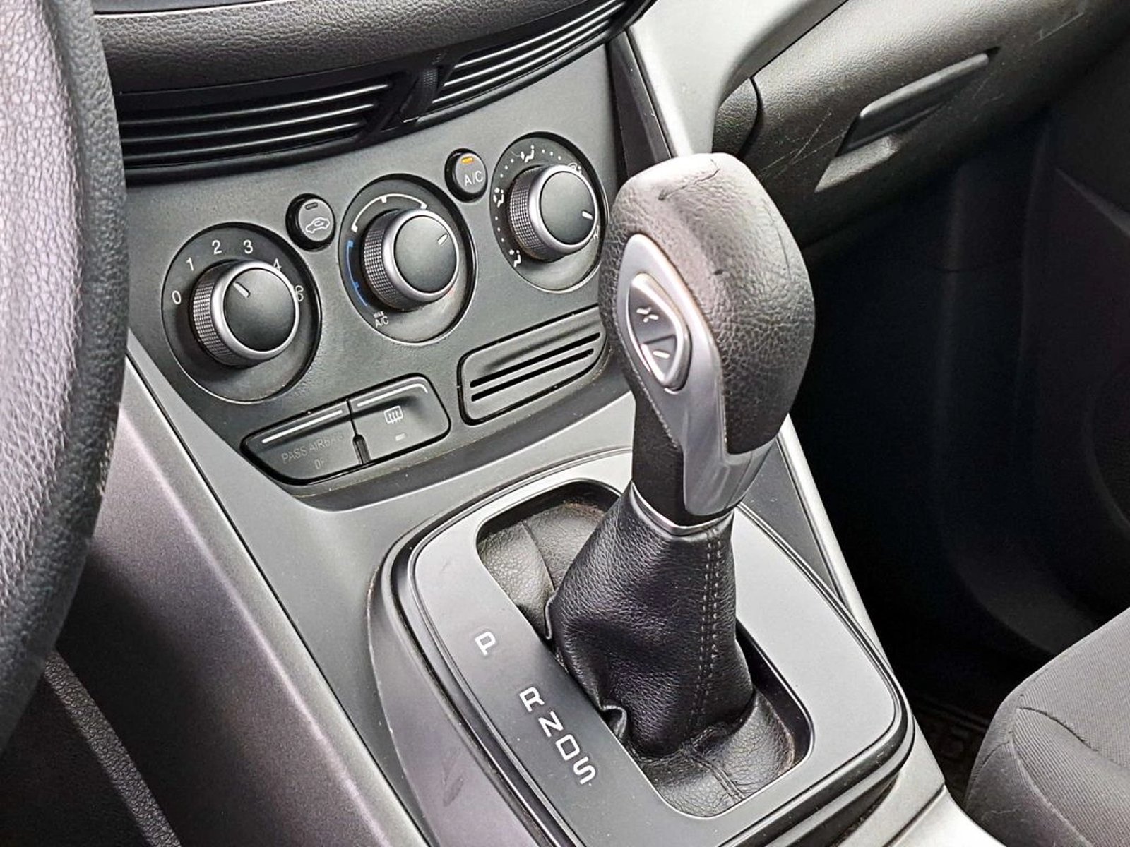 Ford ESCAPE S 2.5 AT 2015 - Imagen 17 de 17