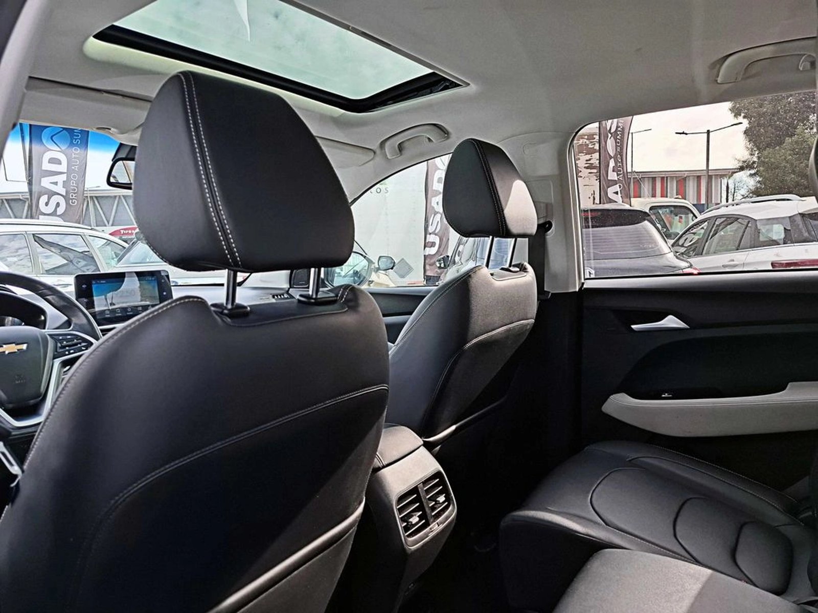 CHEVROLET CAPTIVA PREMIER 1.5 AUT 2023 - Imagen 12 de 19