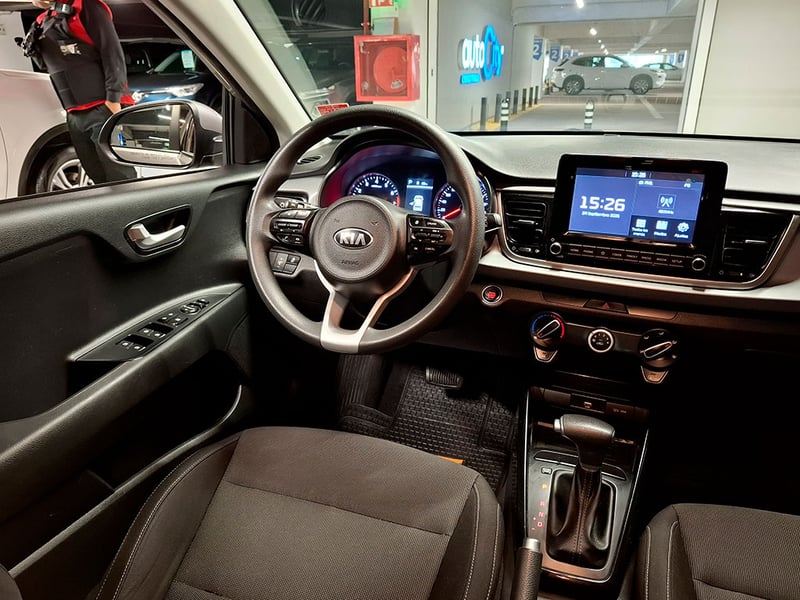 Kia RIO 5 1.4L AT 2021 - Imagen 10 de 20