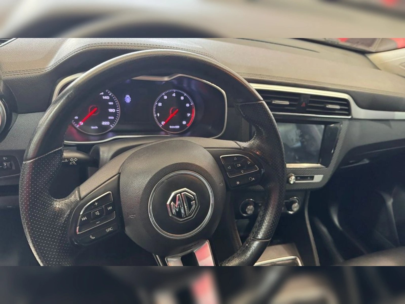 MG ZS ZS MT COM 2022 - Imagen 8 de 11